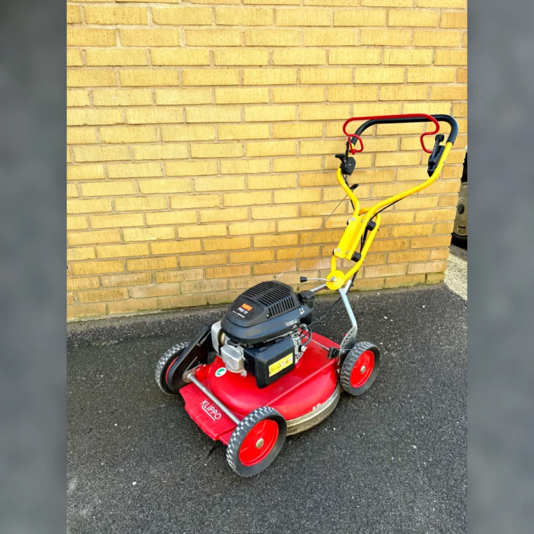 Trädgårdmaskin av märket Klippo PRO 19